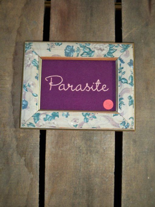 Broderie Parasite
