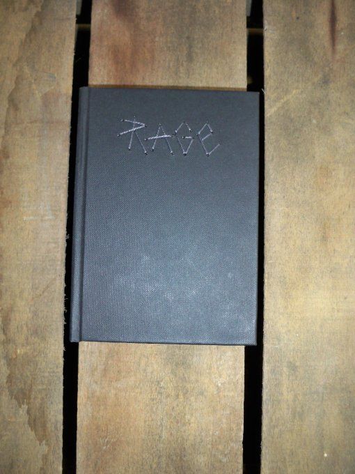 Cahier brodé RAGE