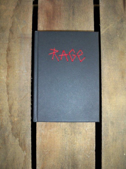 Cahier brodé RAGE