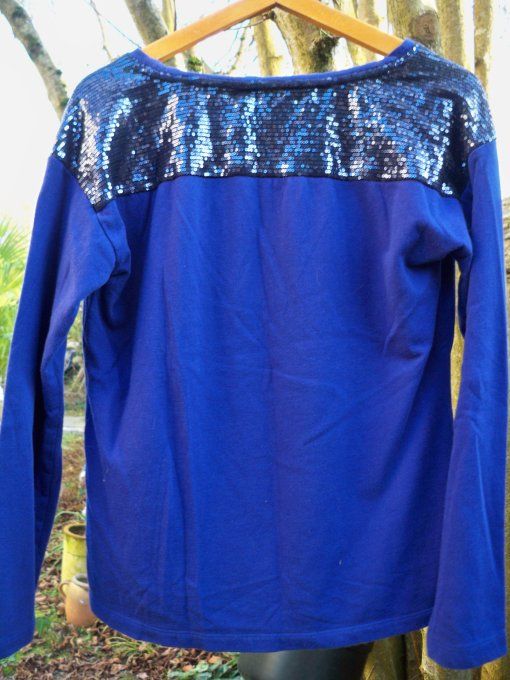 Sweat Brodé Punk.e à paillettes - Taille : 38/40