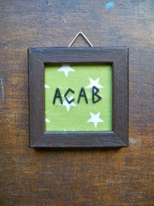 Broderie ACAB