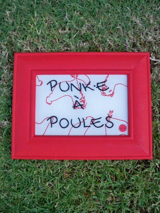 Broderie Punk.e à Poules