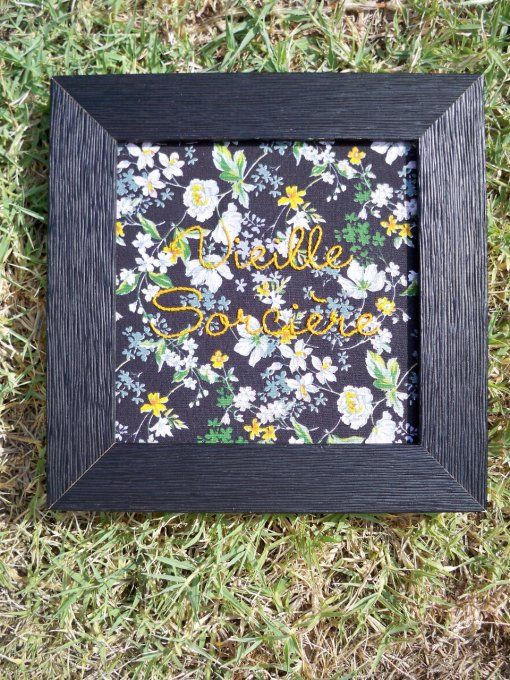 Broderie Vieille Sorcière