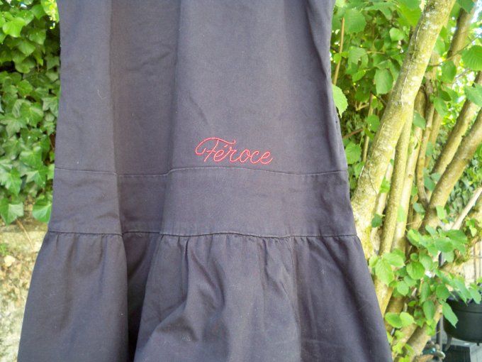 Robe brodée Féroce - Taille : 44