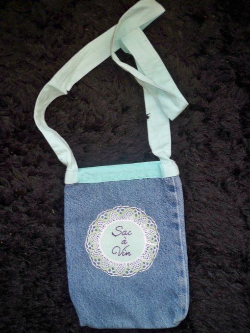 Sac brodé "Sac à Vin"
